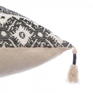 Vzorovaný polštář v boho stylu s třásněmi Tiana vzorovany vankus v boho style so strapcami tiana 3 plantizia home Plantizia.cz