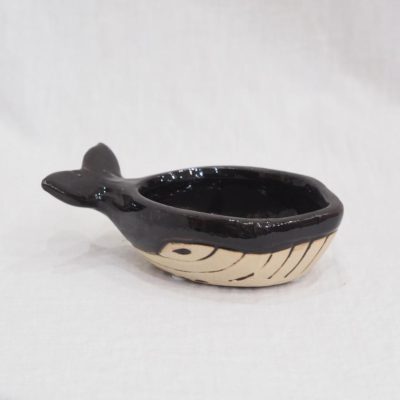 keramická miska velryba tmavá tacka na tillandsie