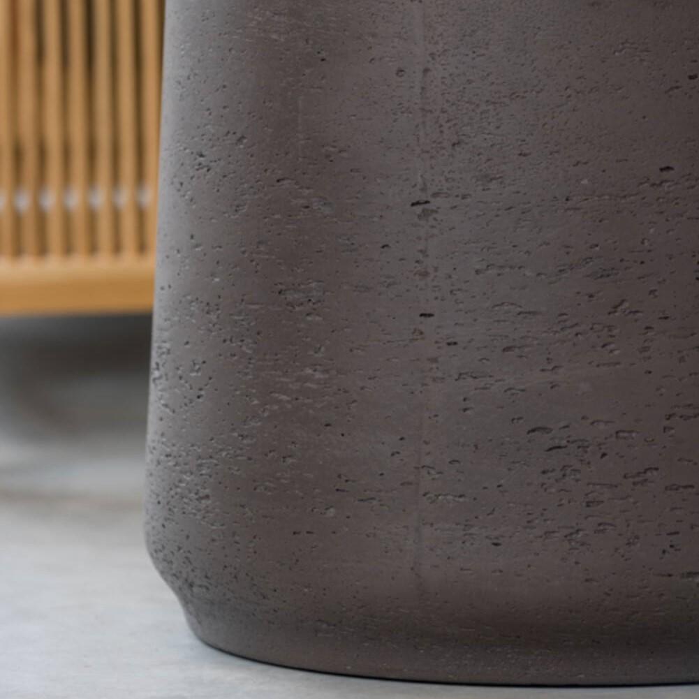 Květináč Patt black washed kvetinac patt black washed cerny antracitovy betonovy keramicky