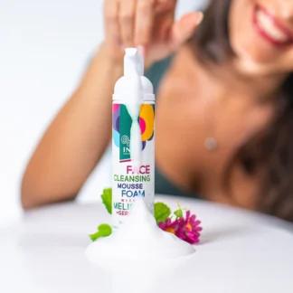 InaEssentials – Přírodní čistící pěna na pleť 90 ml InaEssentials Přírodní čistící pěna na pleť medovka