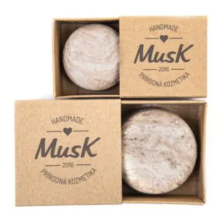 musk tuhy sampon proti lupům nezbeda